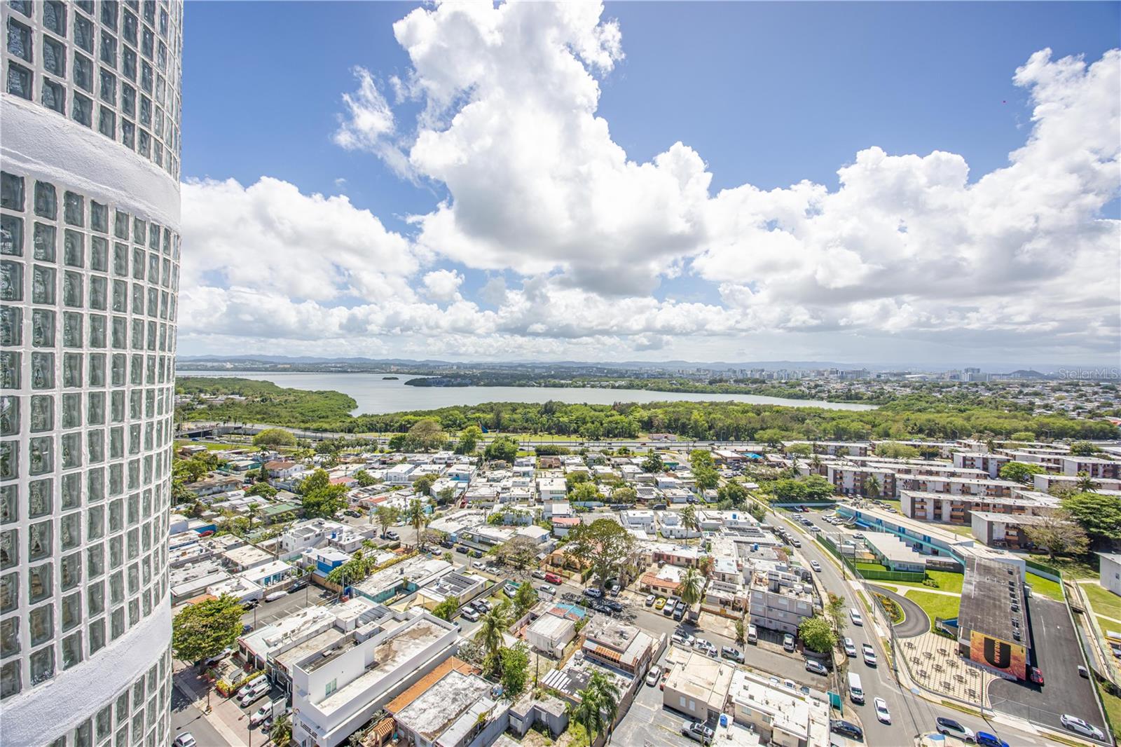 CONDOMINIO PLAZA DEL MAR - Residential