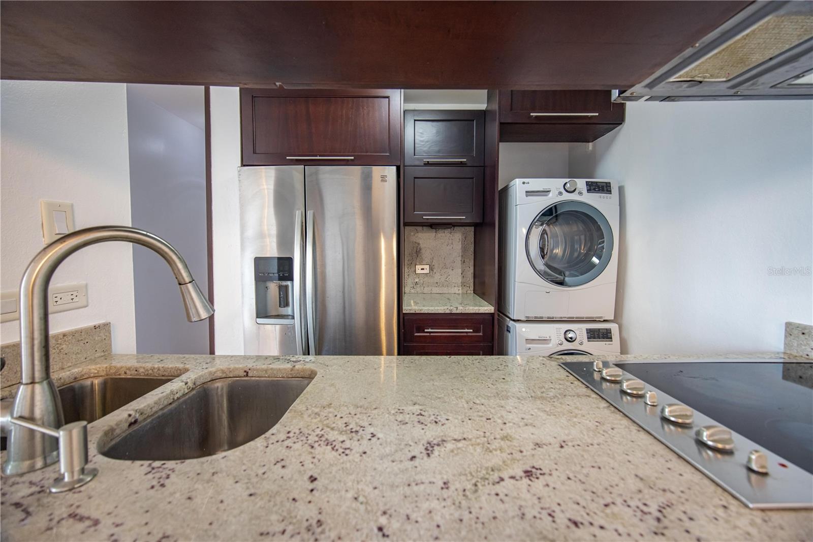 CONDOMINIO PLAZA DEL MAR - Residential