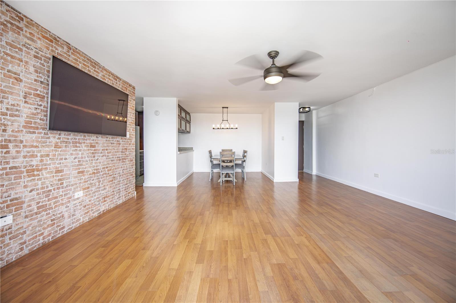 CONDOMINIO PLAZA DEL MAR - Residential