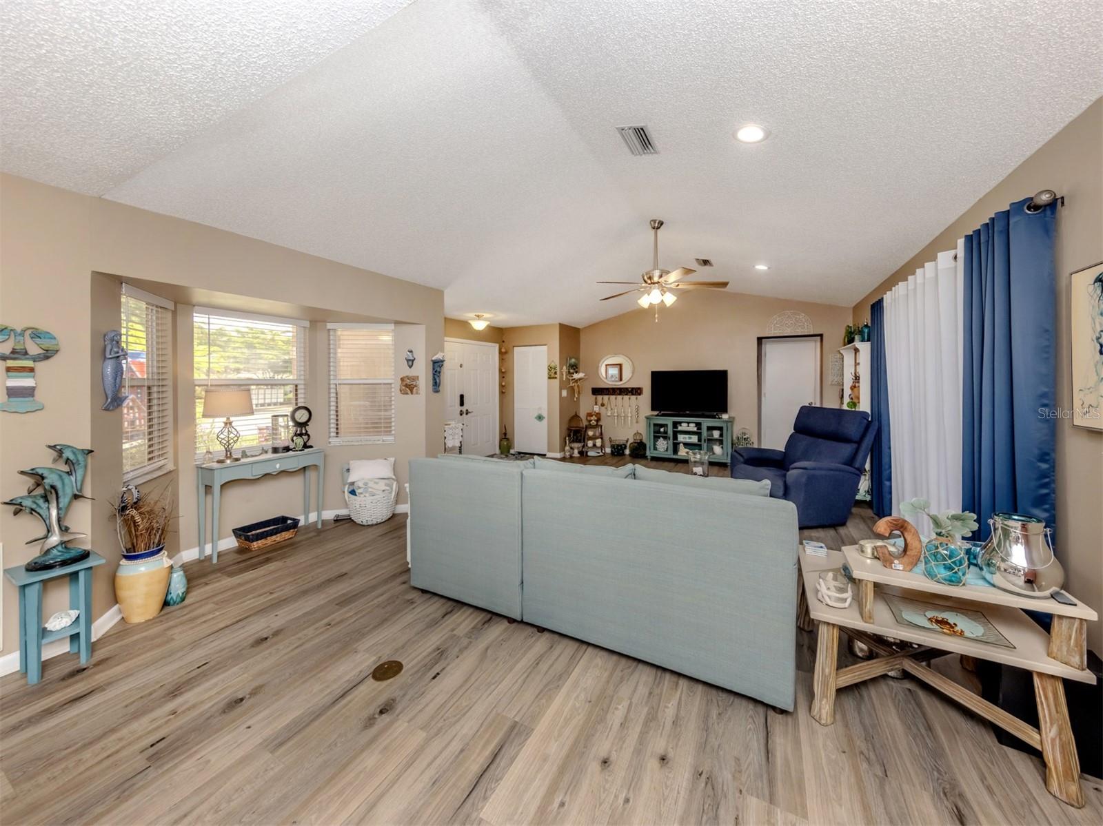 WILLOW SPGS - Residential