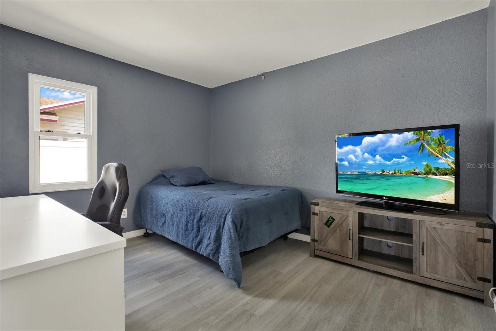 5875 DARREN COURT N