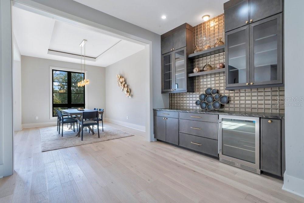 SUNSET PARK ISLES UNIT 3 - Residential