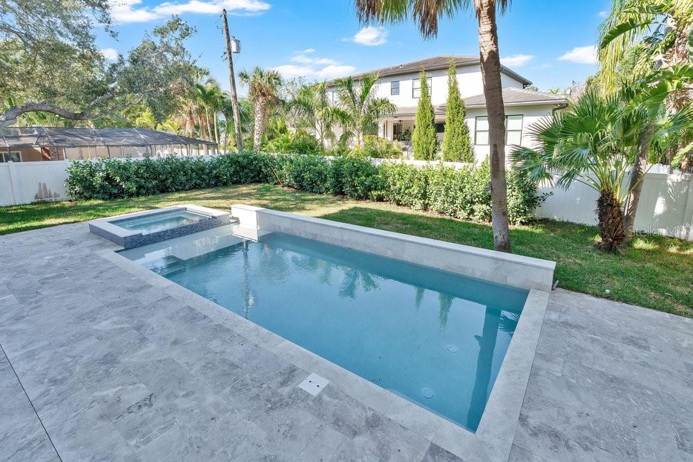 SUNSET PARK ISLES UNIT 3 - Residential