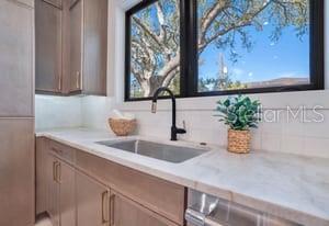 SUNSET PARK ISLES UNIT 3 - Residential