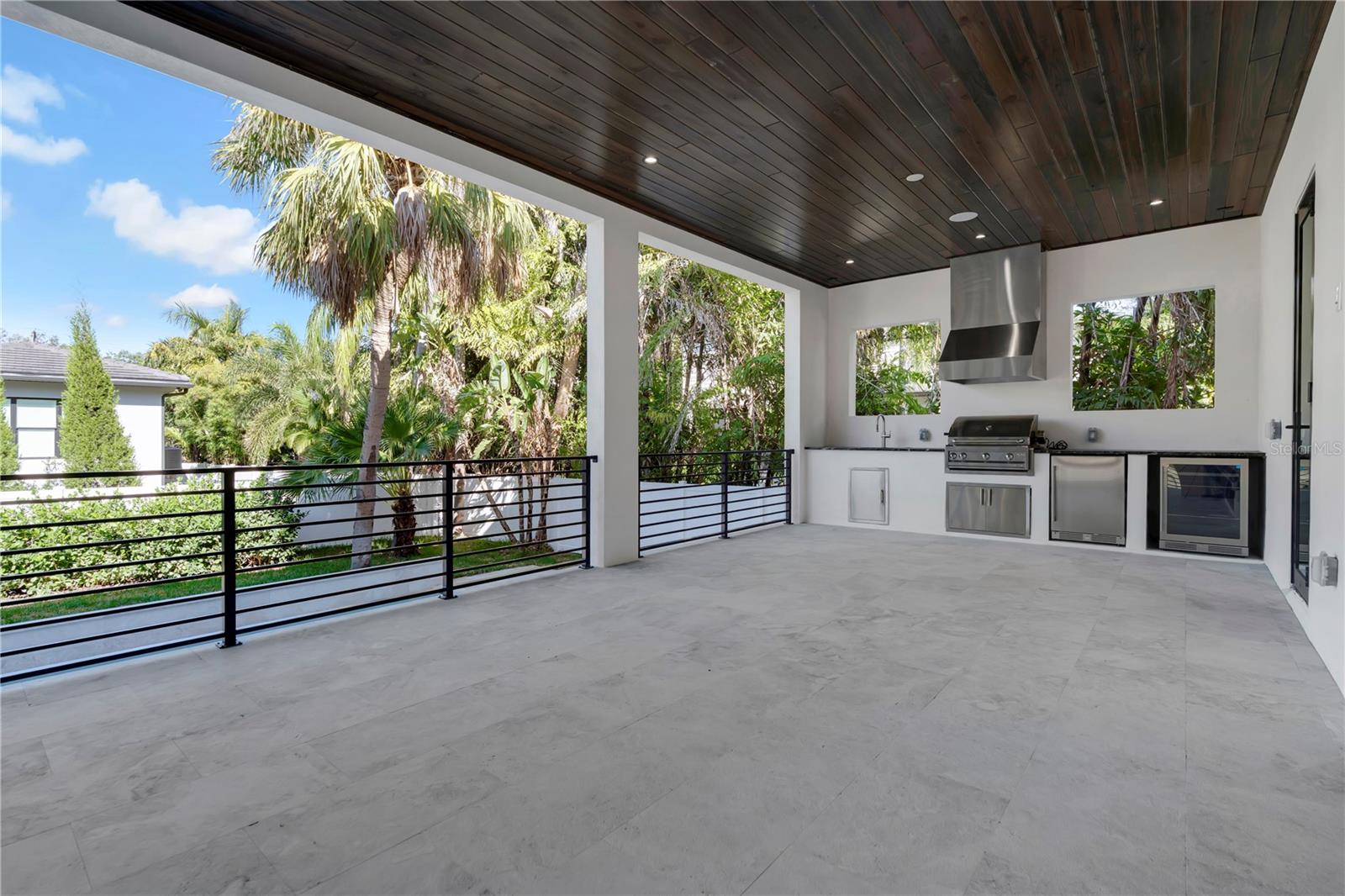 SUNSET PARK ISLES UNIT 3 - Residential