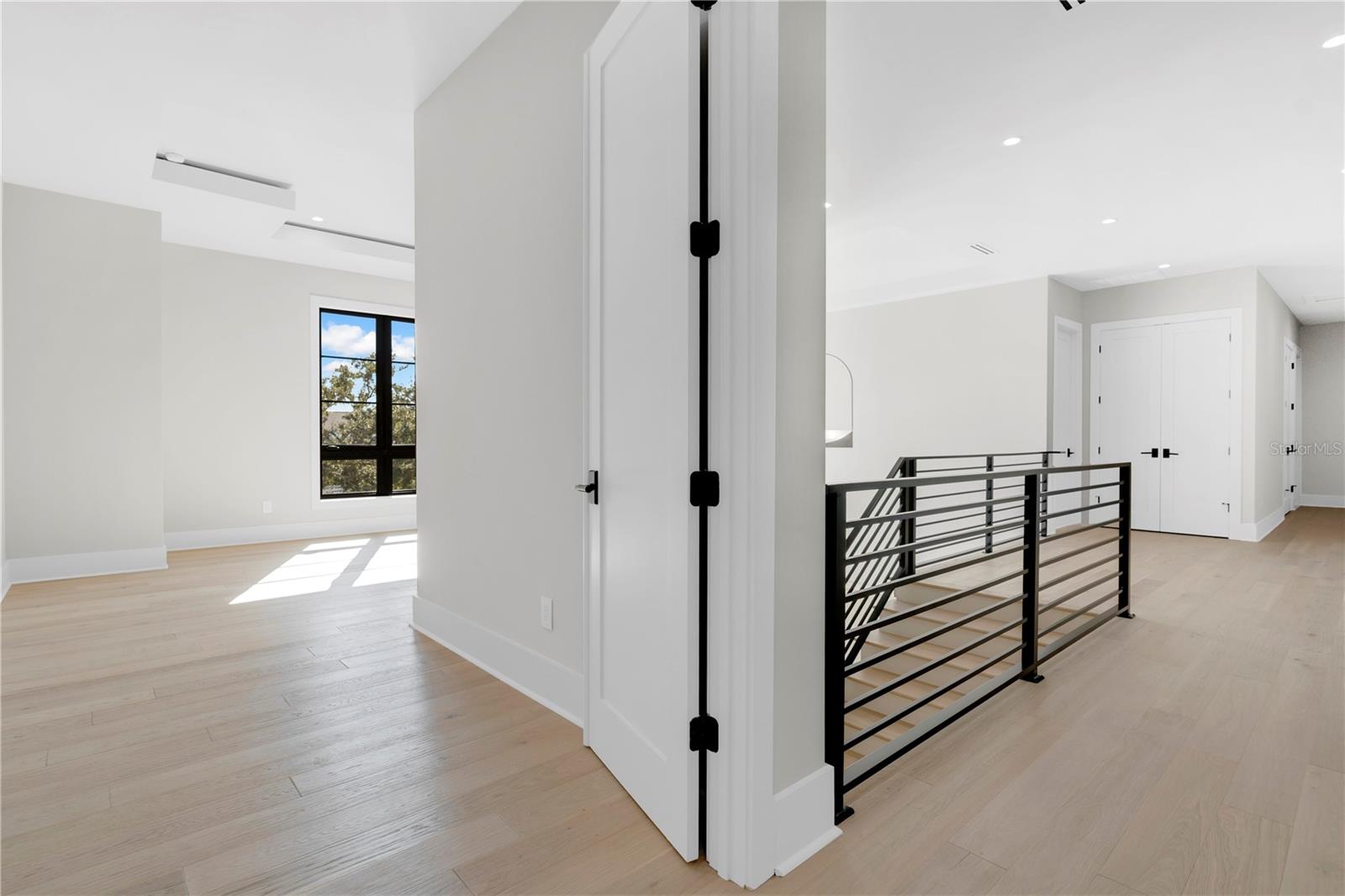 SUNSET PARK ISLES UNIT 3 - Residential