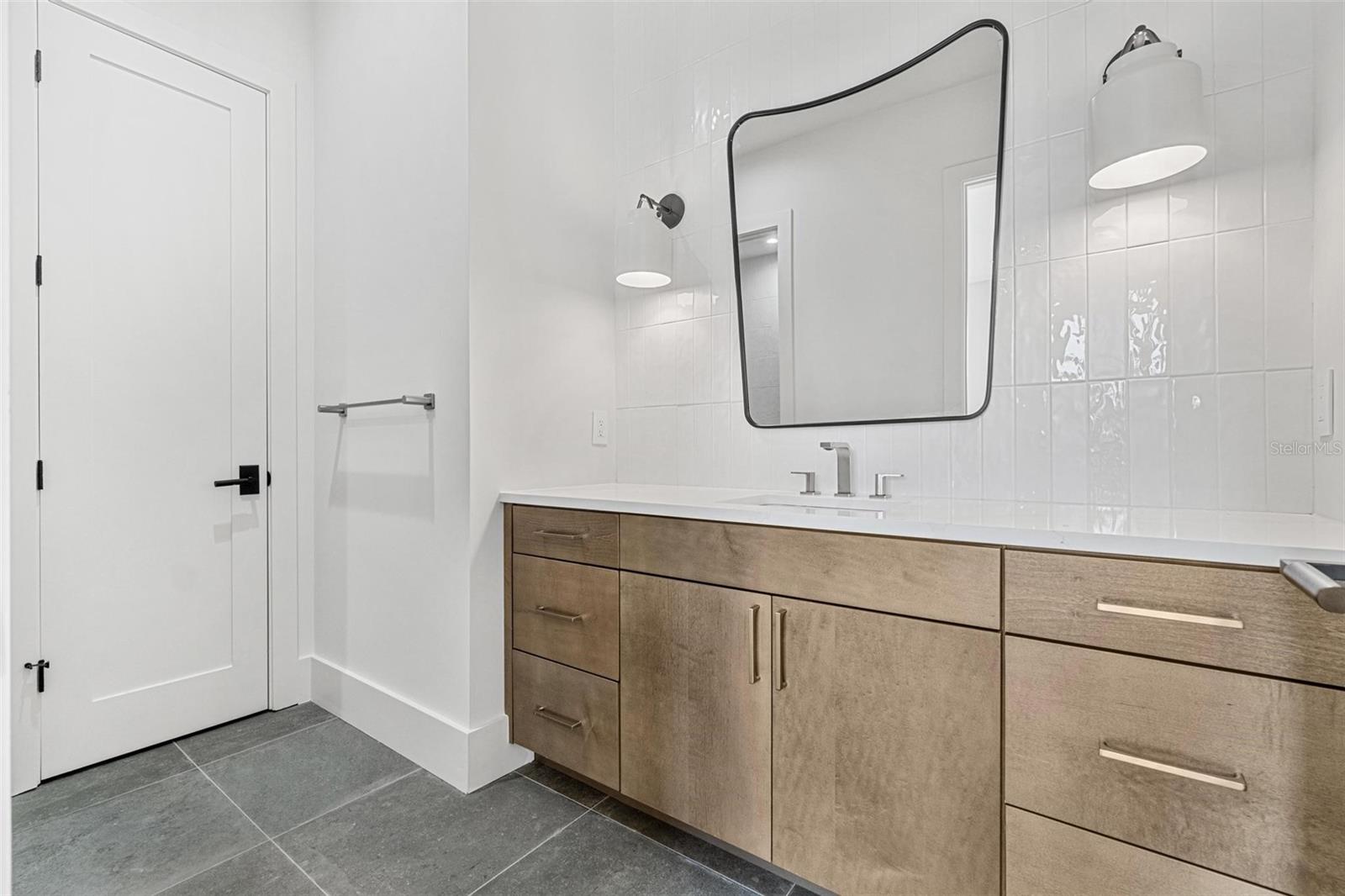 SUNSET PARK ISLES UNIT 3 - Residential