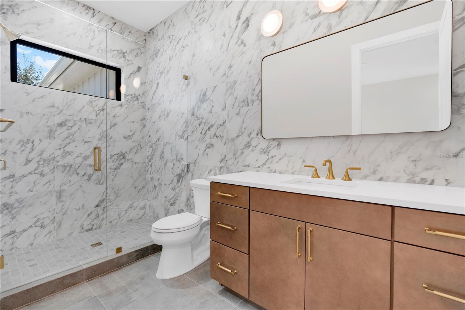 SUNSET PARK ISLES UNIT 3 - Residential