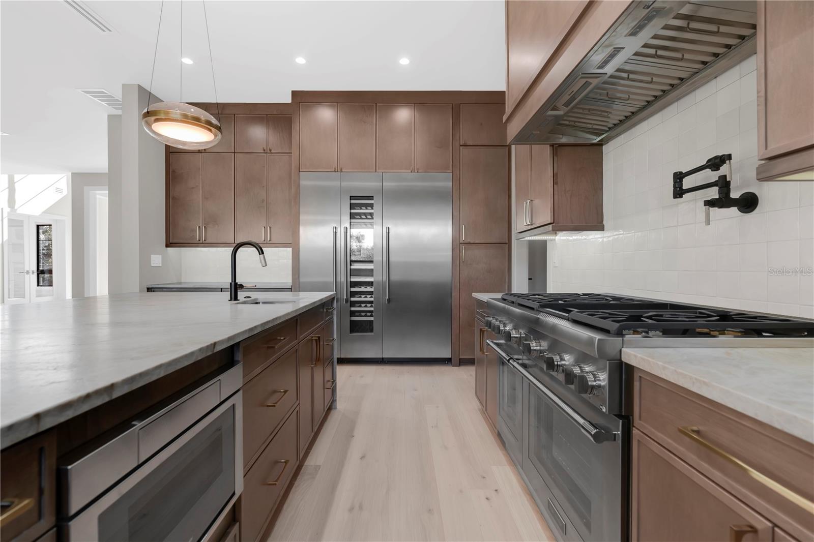 SUNSET PARK ISLES UNIT 3 - Residential