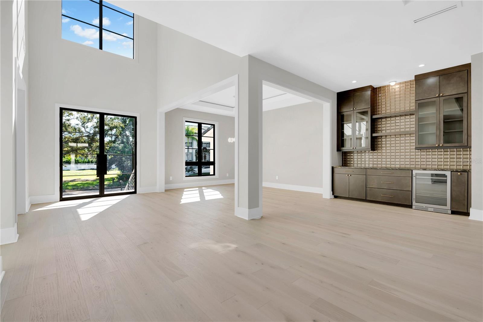 SUNSET PARK ISLES UNIT 3 - Residential