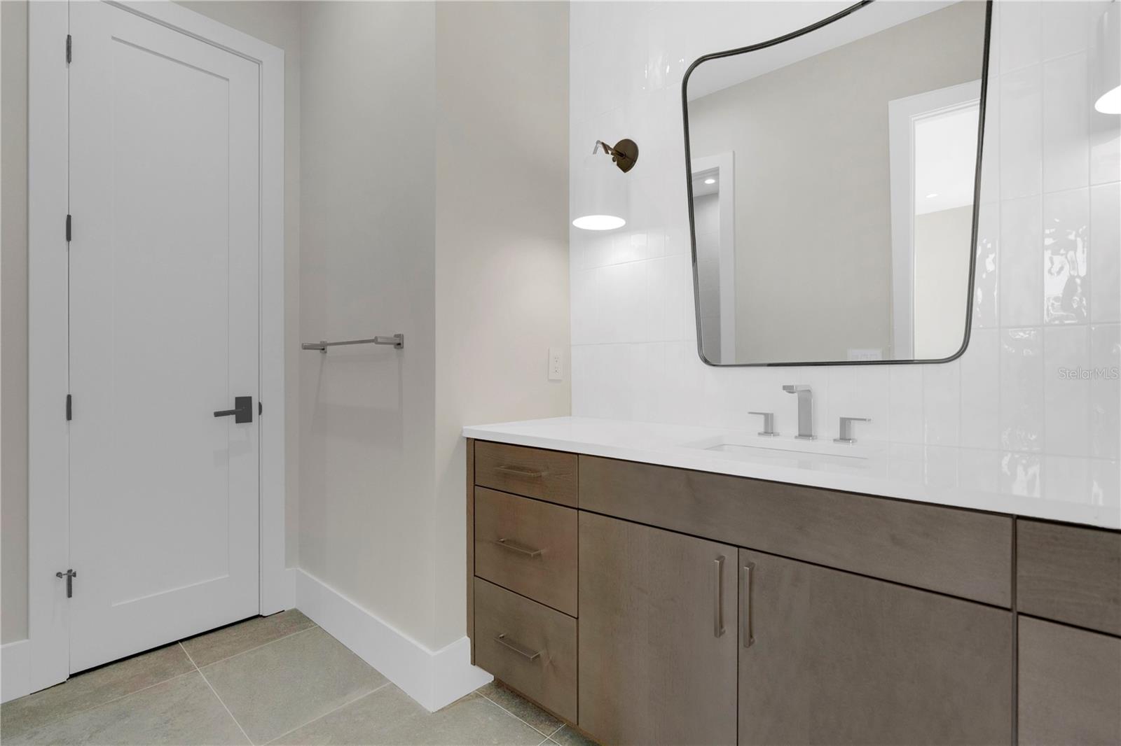 SUNSET PARK ISLES UNIT 3 - Residential