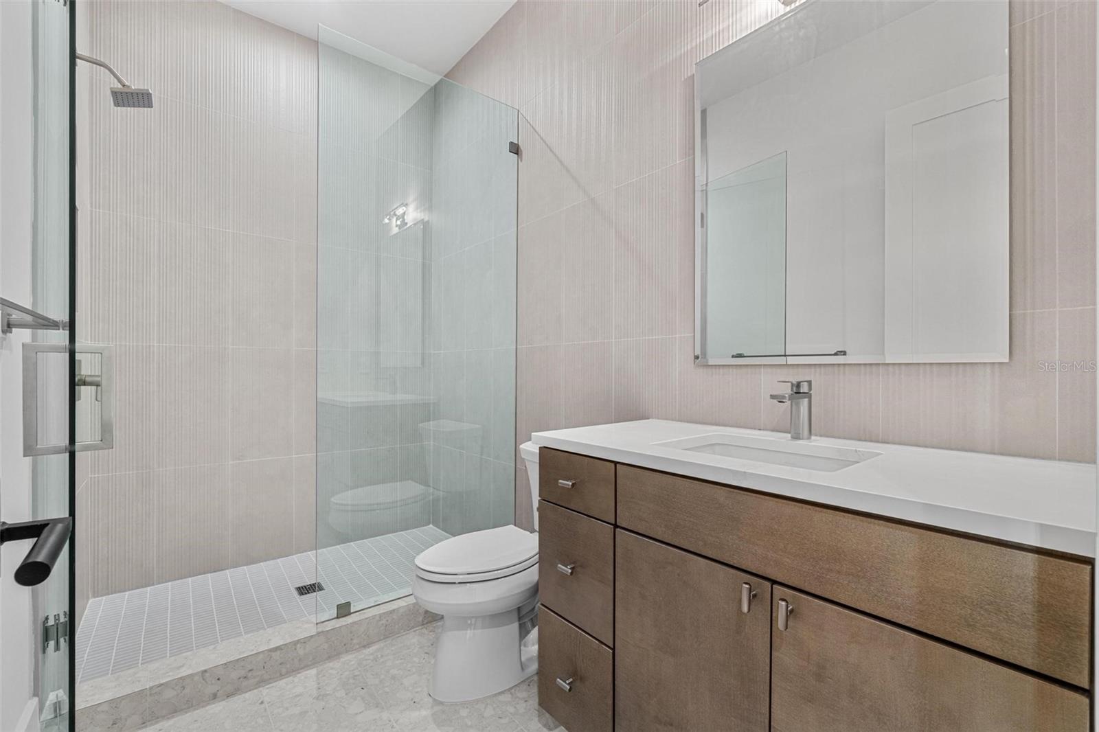 SUNSET PARK ISLES UNIT 3 - Residential