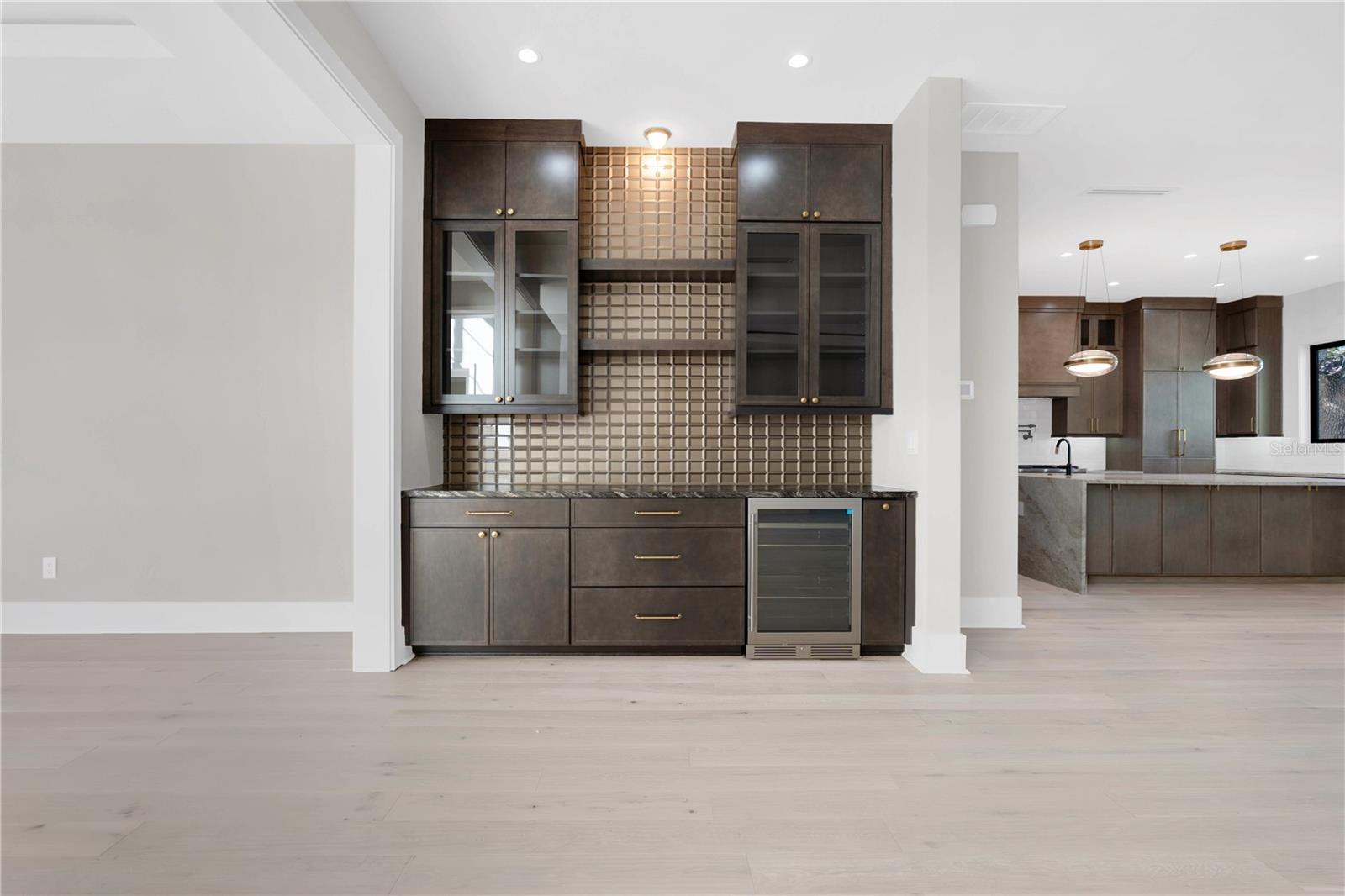 SUNSET PARK ISLES UNIT 3 - Residential