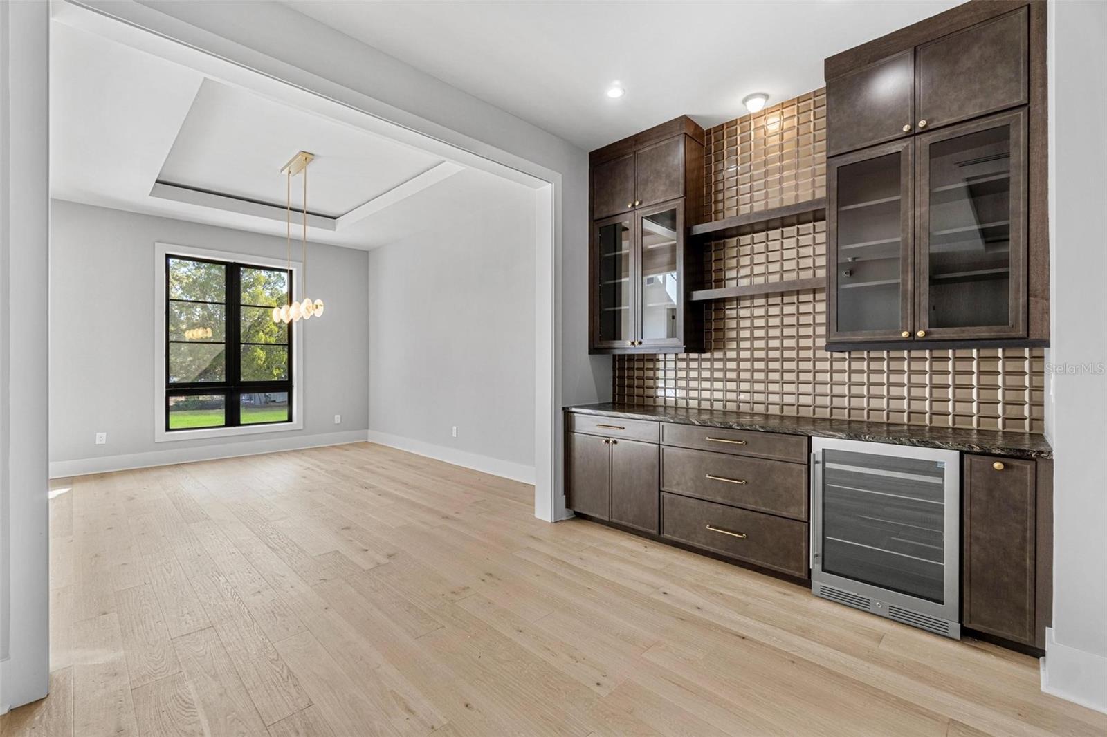 SUNSET PARK ISLES UNIT 3 - Residential