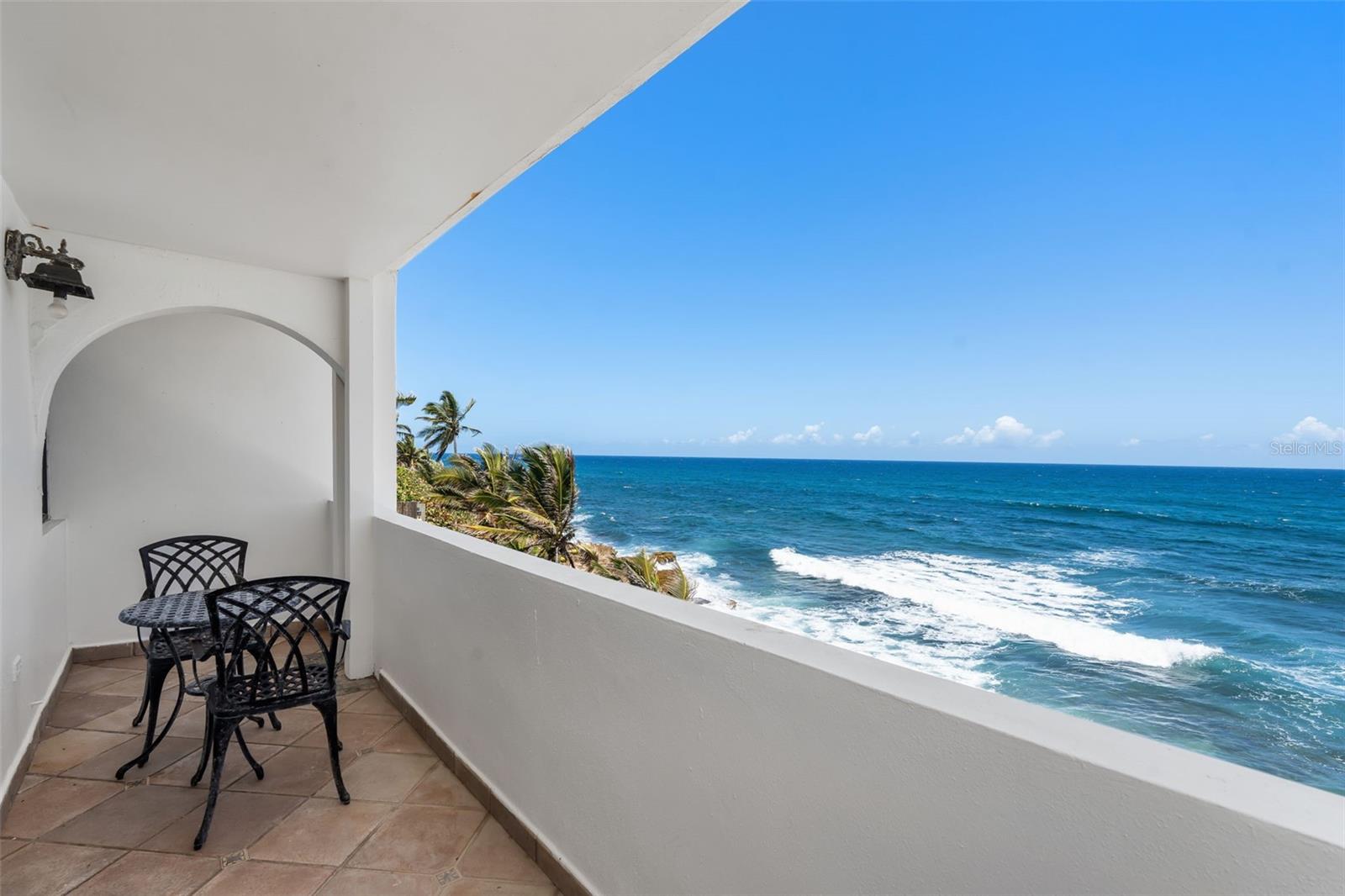 KIKITA BEACH - Residential