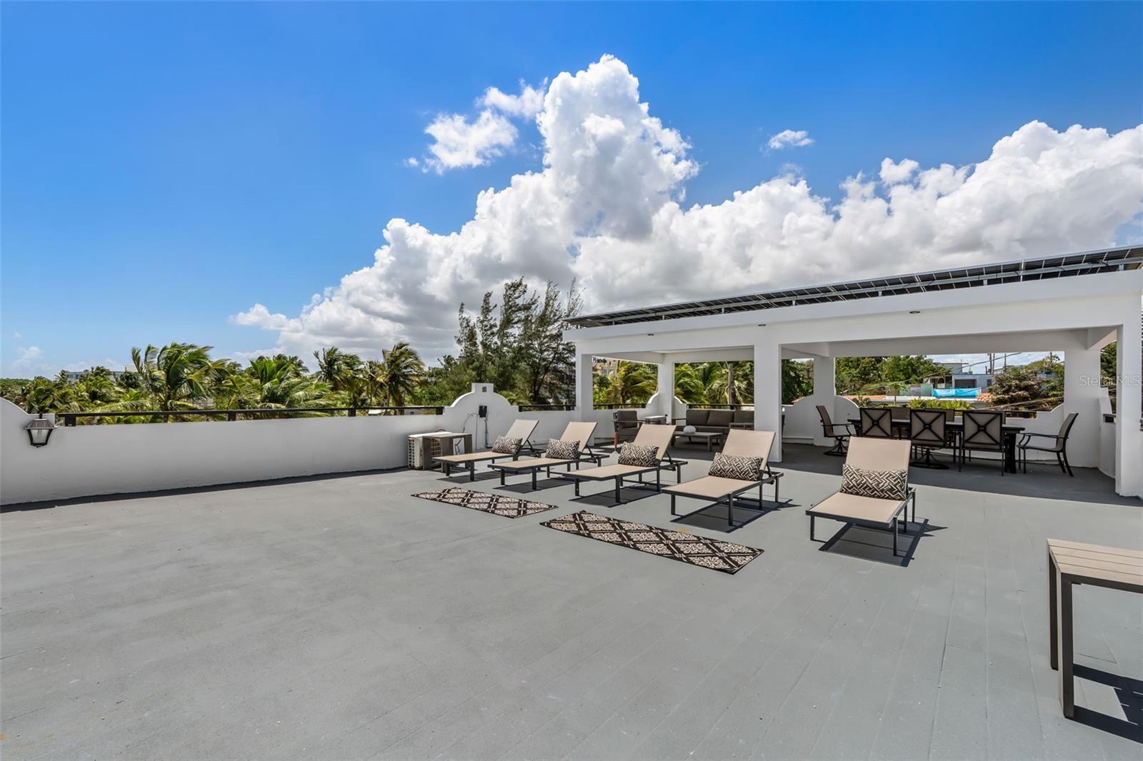 KIKITA BEACH - Residential