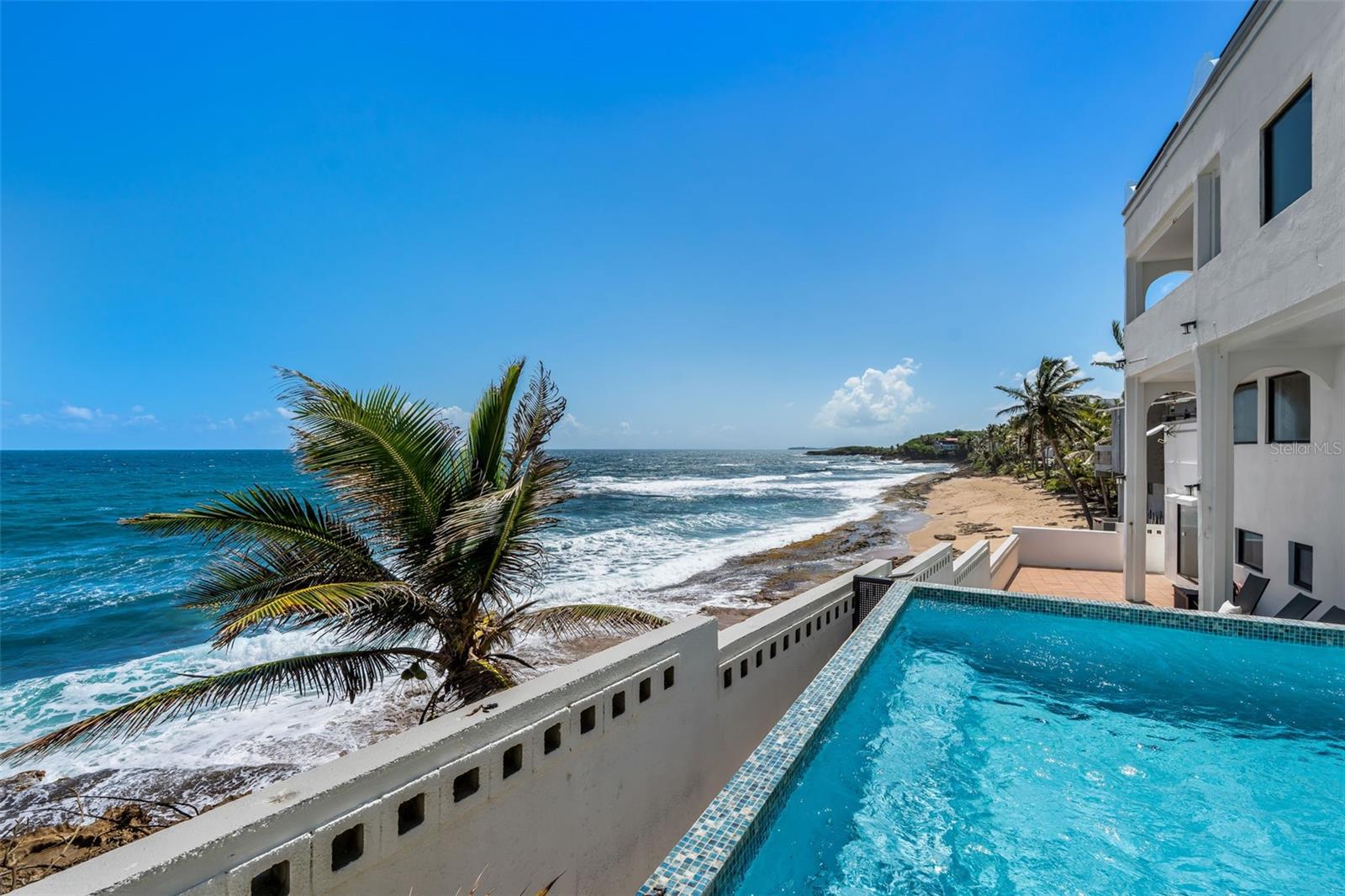 KIKITA BEACH - Residential