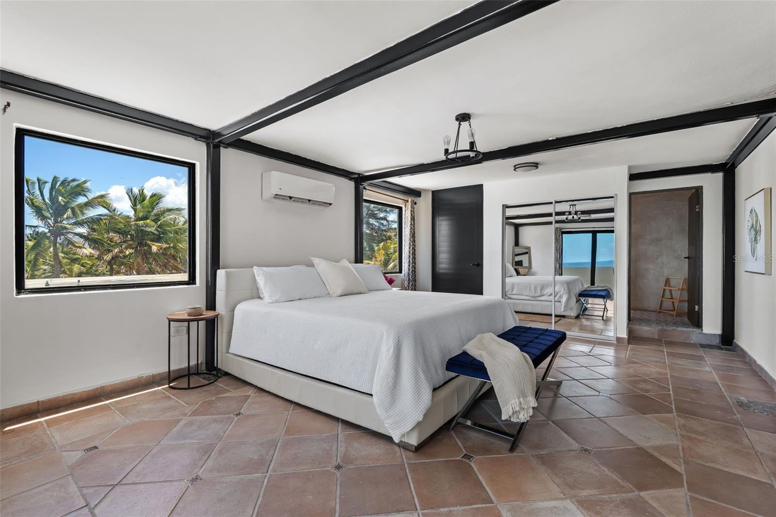 KIKITA BEACH - Residential
