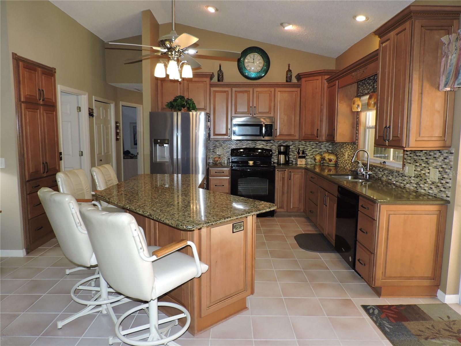 OAKWOOD GOLF CLUB - Residential