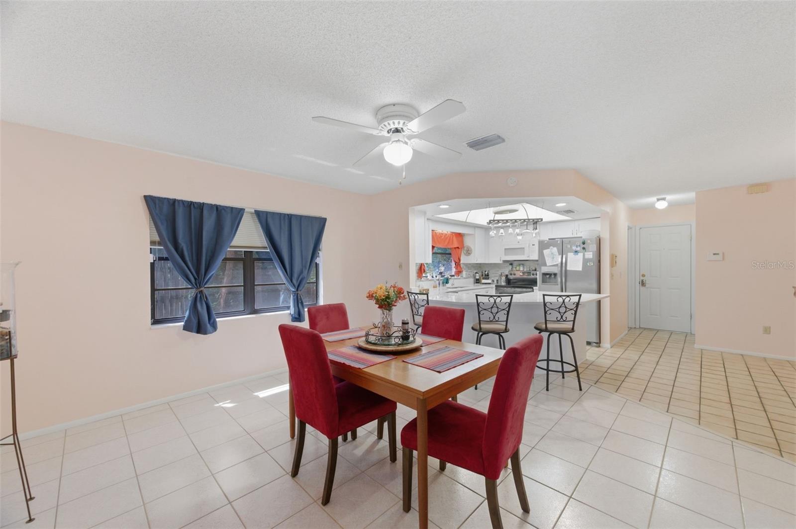 HOLIDAY LAKES WEST - Residential