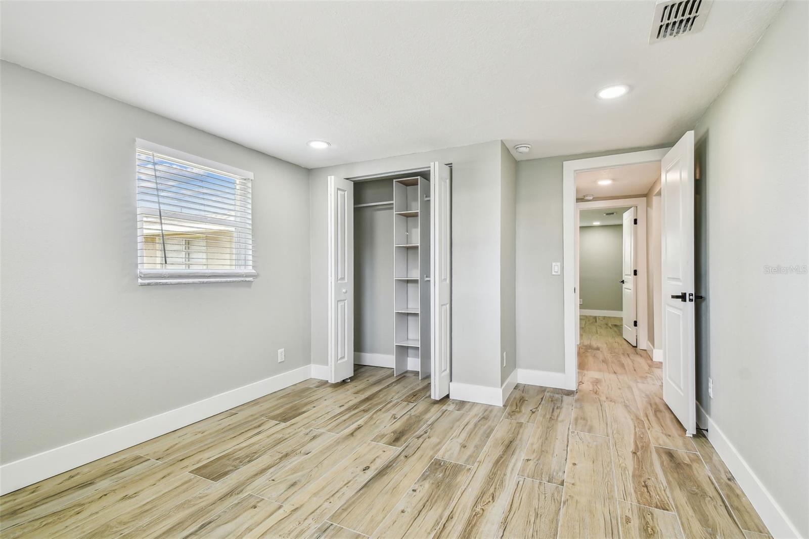 HUDSON BEACH ESTATES UN 3 ADD 1 - Residential Lease