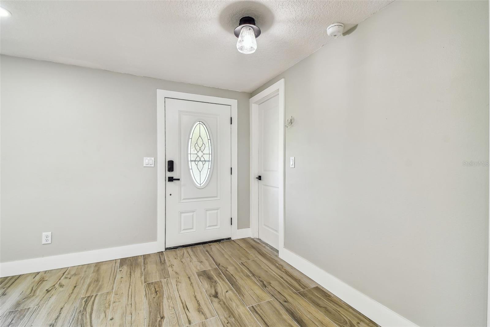 HUDSON BEACH ESTATES UN 3 ADD 1 - Residential Lease