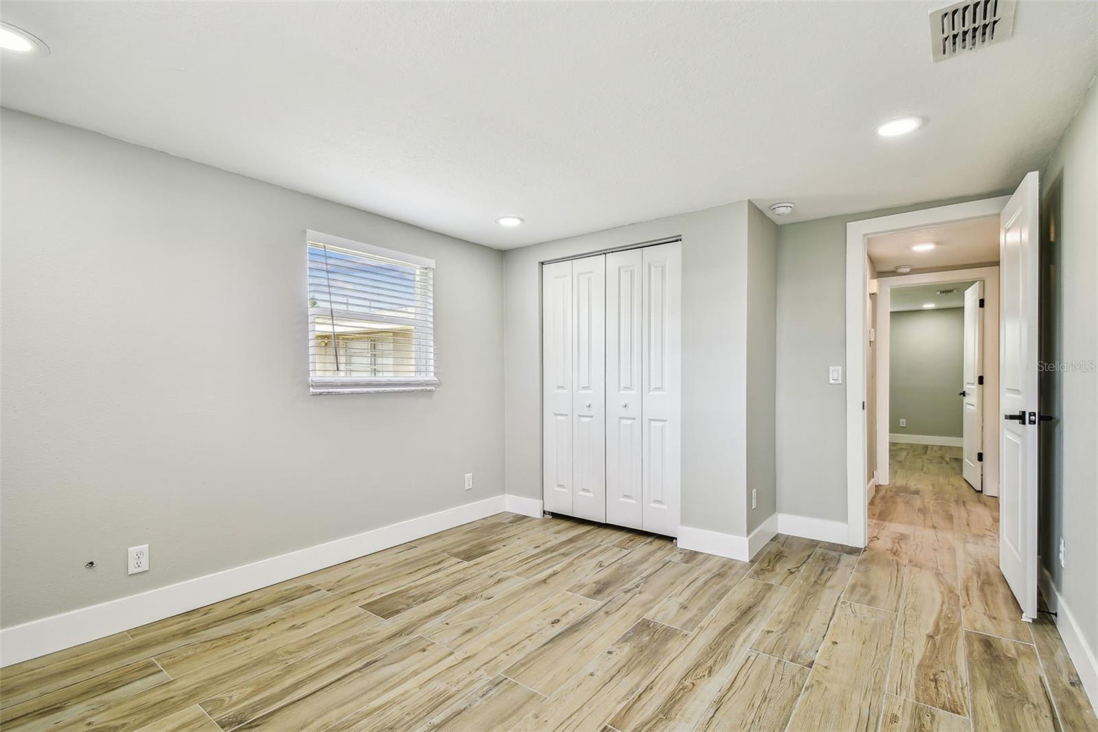 HUDSON BEACH ESTATES UN 3 ADD 1 - Residential Lease