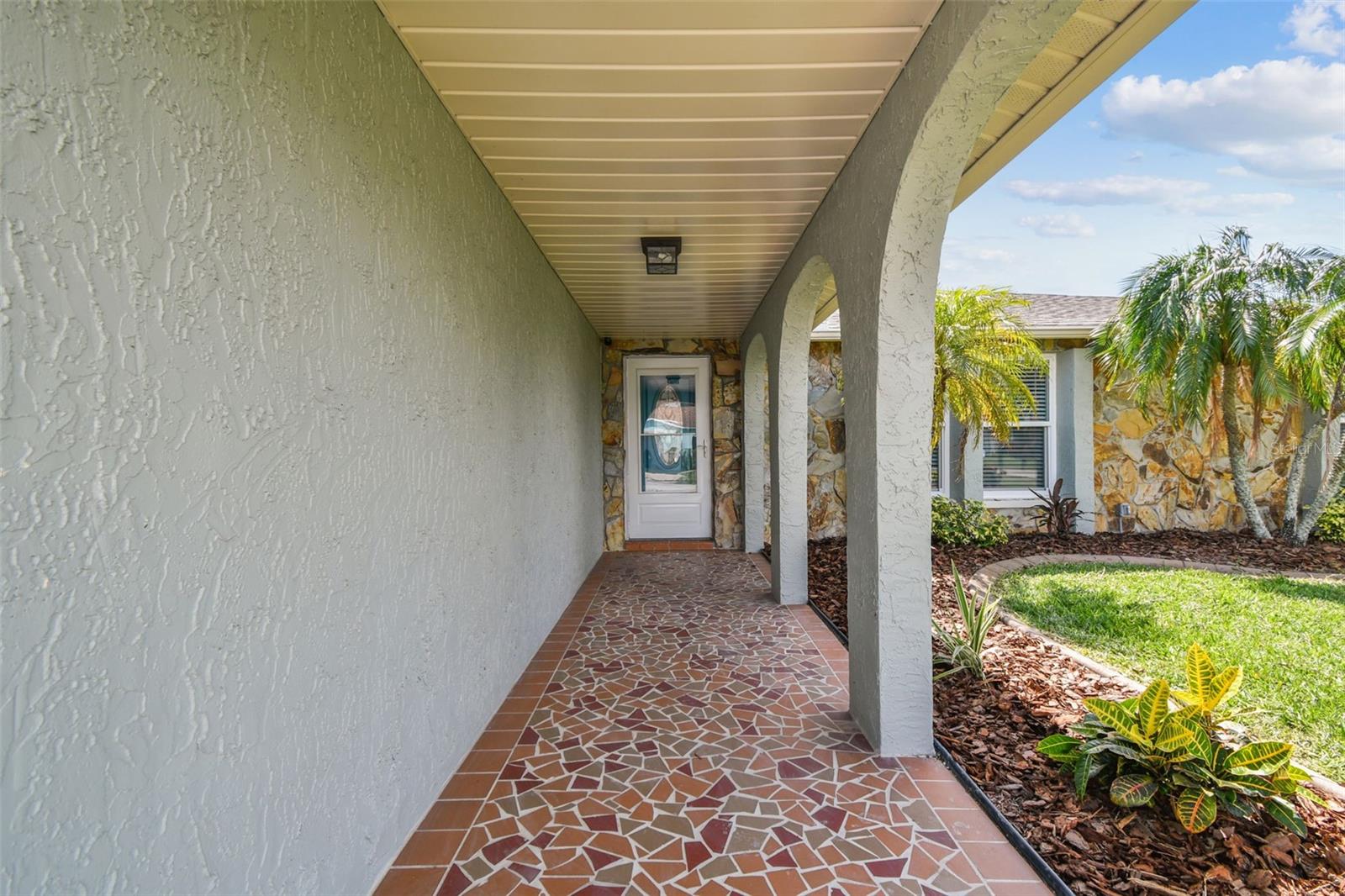 HUDSON BEACH ESTATES UN 3 ADD 1 - Residential Lease