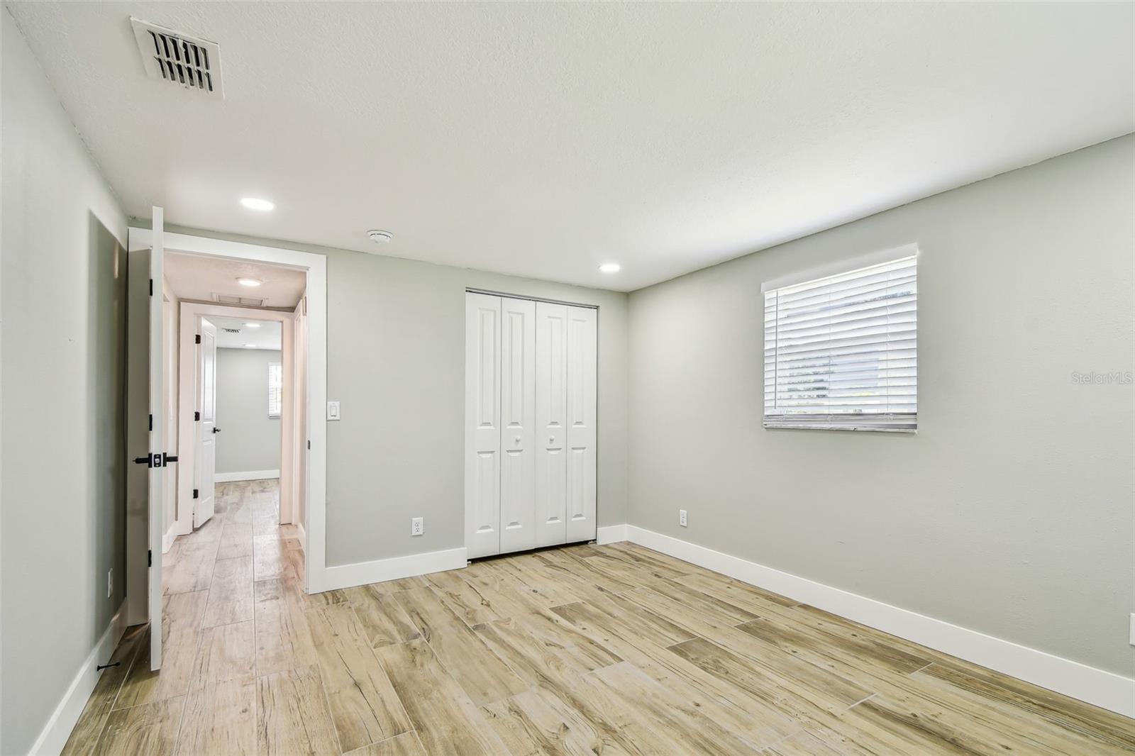 HUDSON BEACH ESTATES UN 3 ADD 1 - Residential Lease