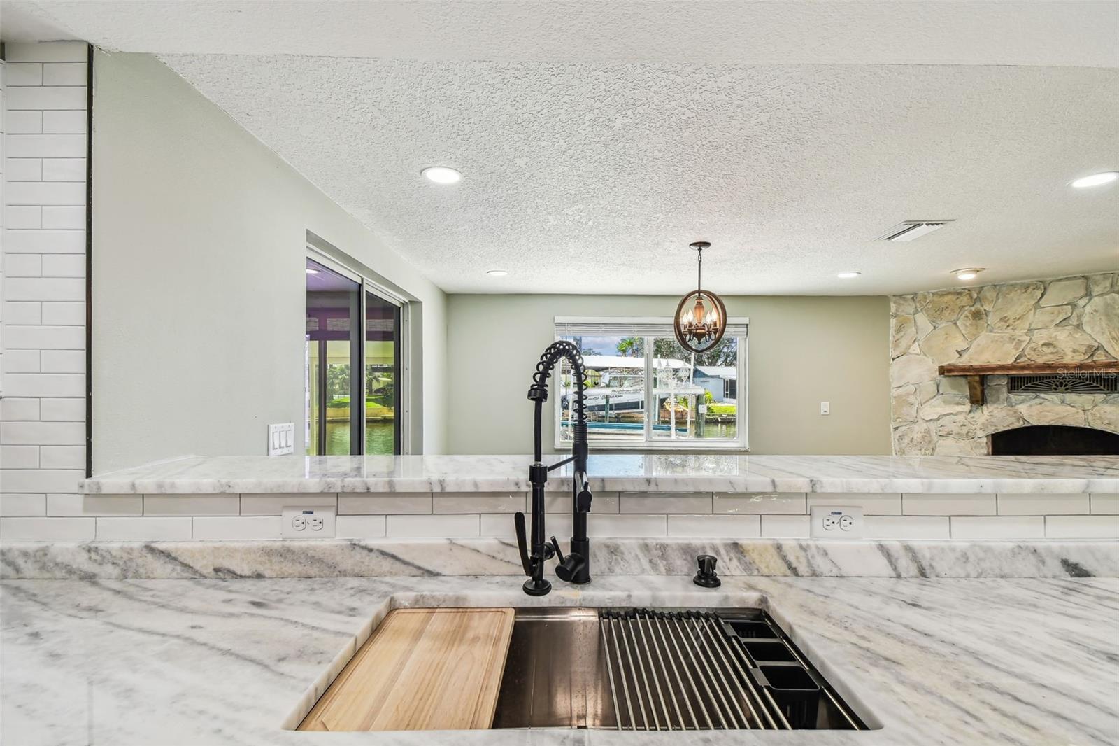 HUDSON BEACH ESTATES UN 3 ADD 1 - Residential Lease