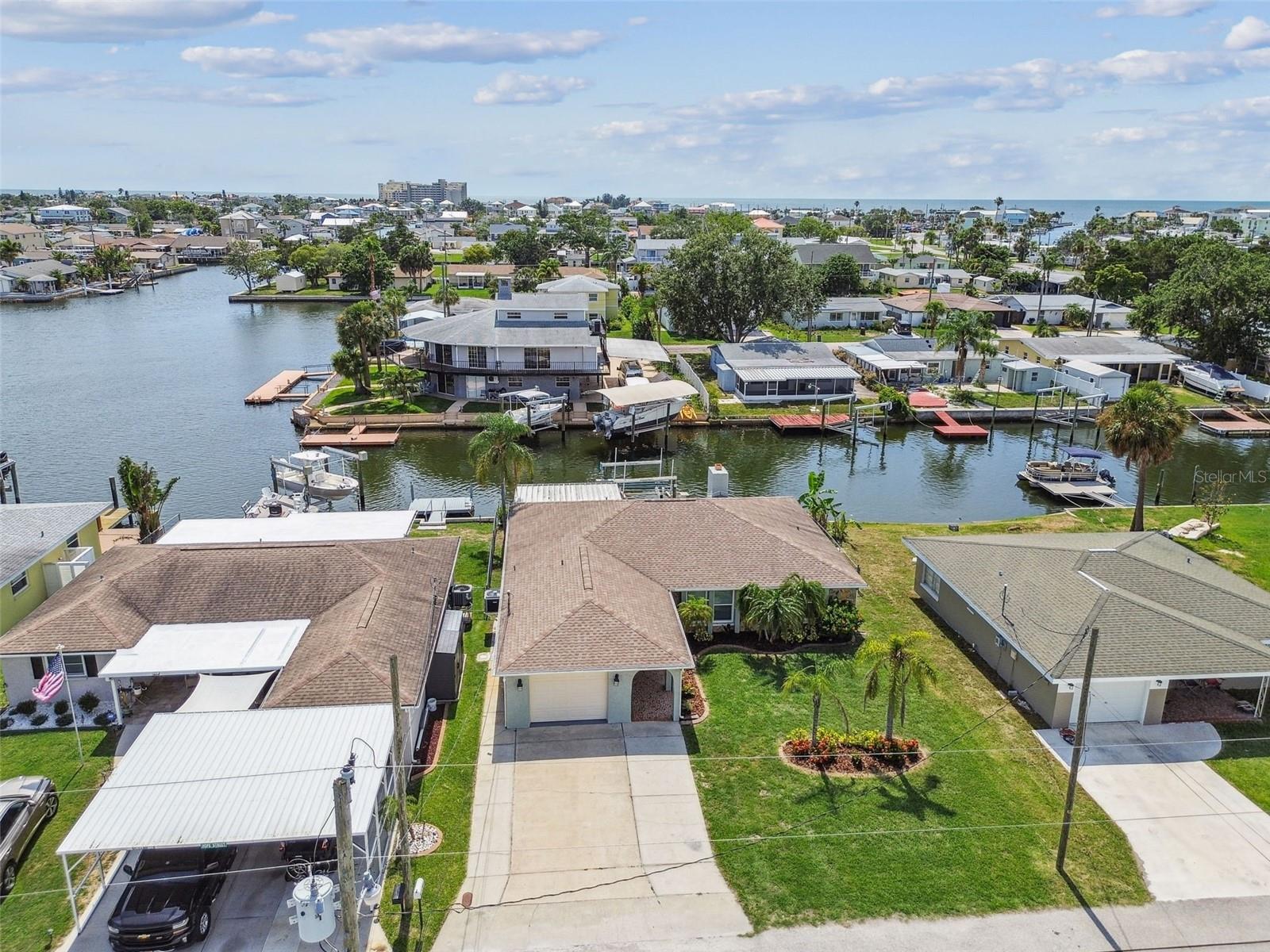 HUDSON BEACH ESTATES UN 3 ADD 1 - Residential Lease