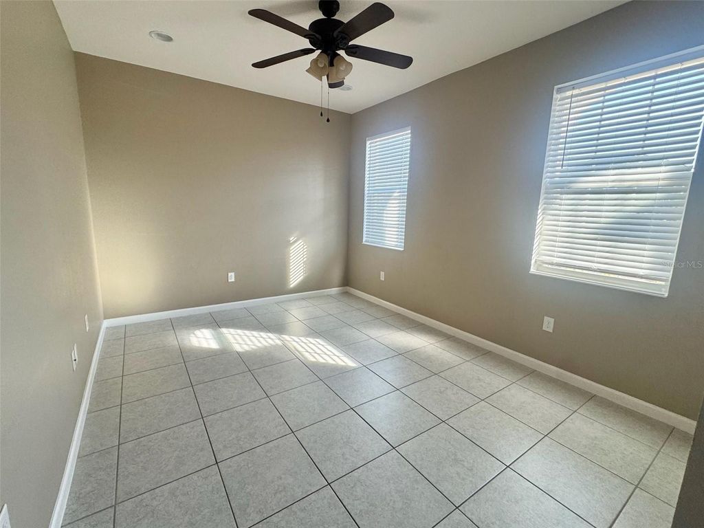 Photo of 536 Sapphire Drive, Davenport, FL 33837 (MLS # S5137070)