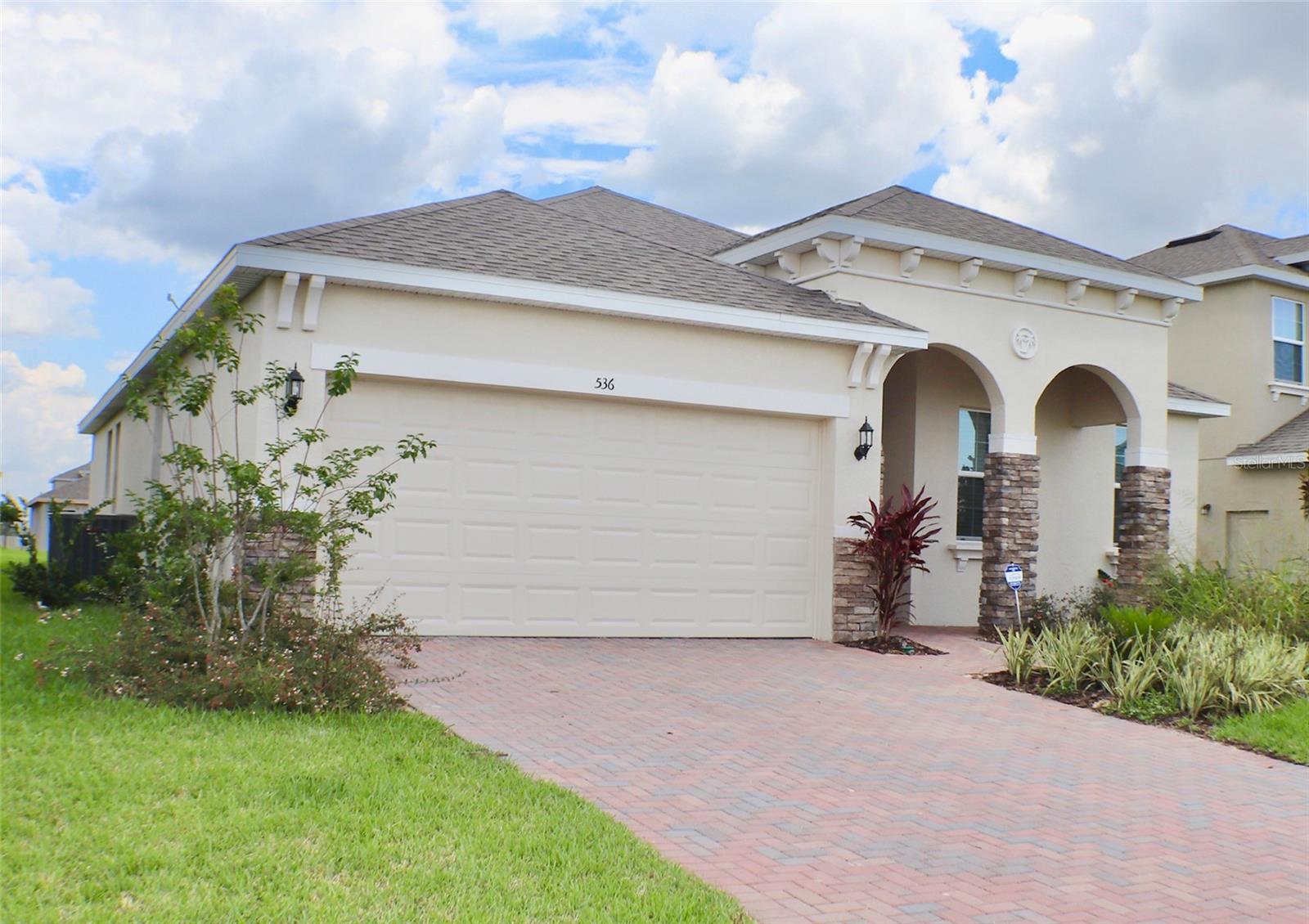 GOLDEN RIDGE - Residential Lease