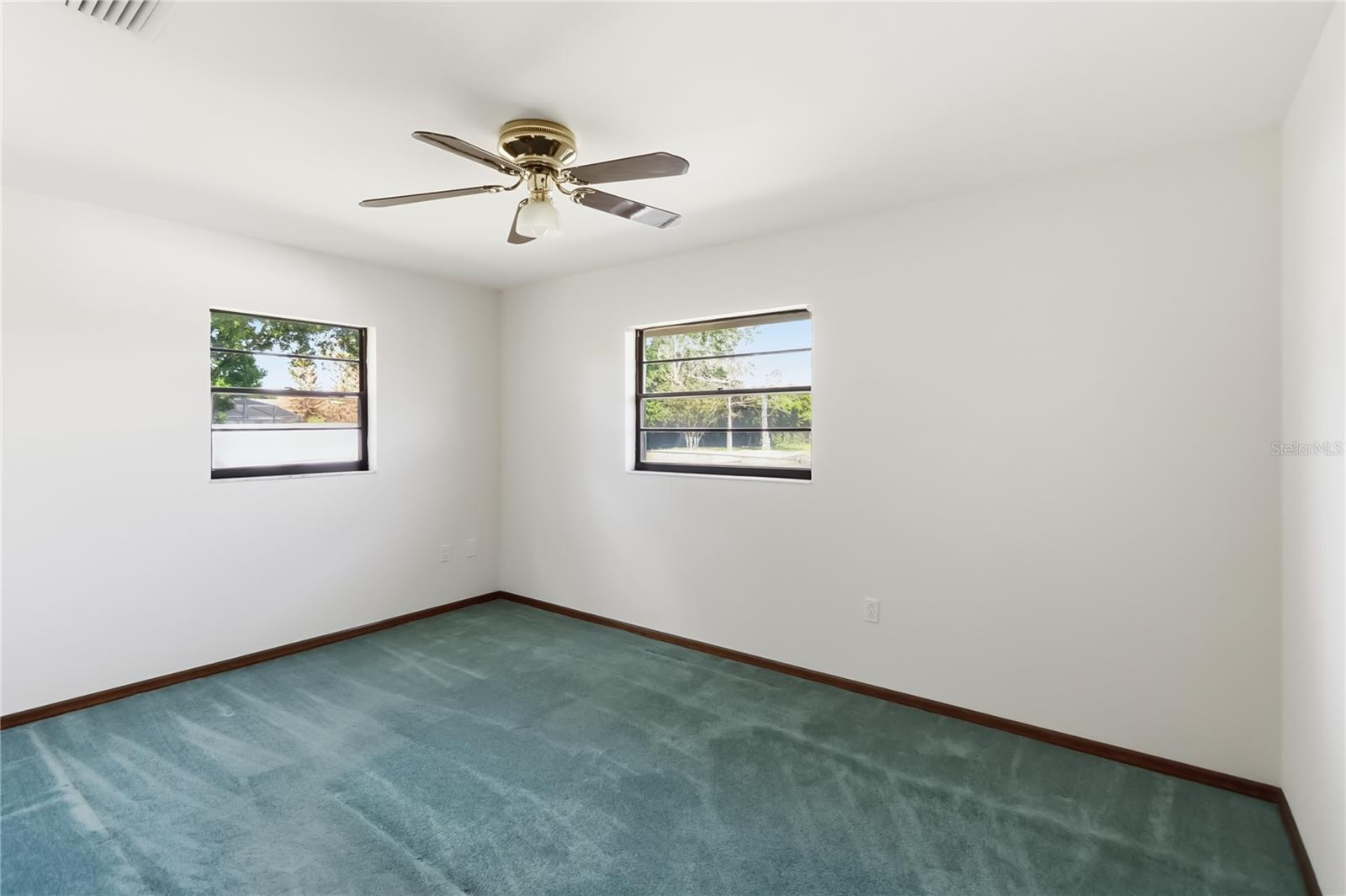 PINE LAKE ESTATES UNIT 7 - Residential