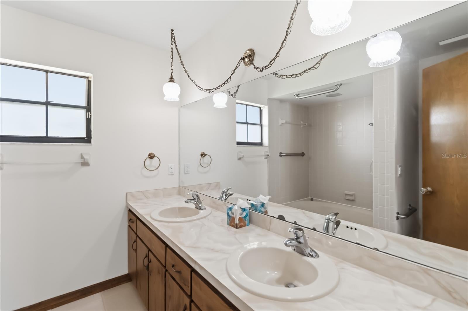 PINE LAKE ESTATES UNIT 7 - Residential