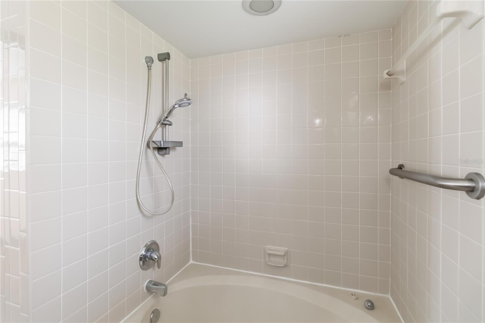 PINE LAKE ESTATES UNIT 7 - Residential