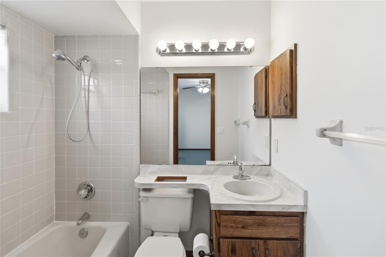 PINE LAKE ESTATES UNIT 7 - Residential