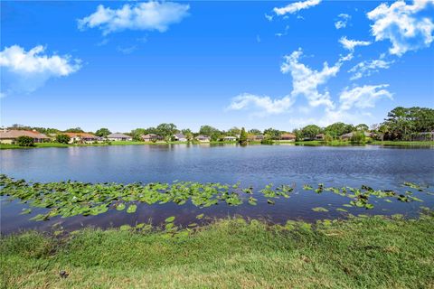 A home in LAKELAND