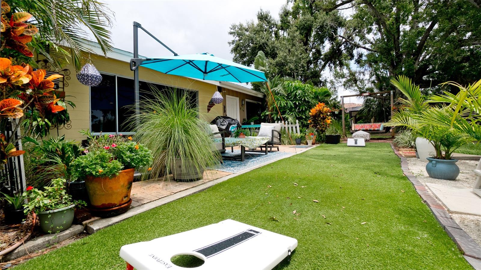 836 MAGELLAN DRIVE