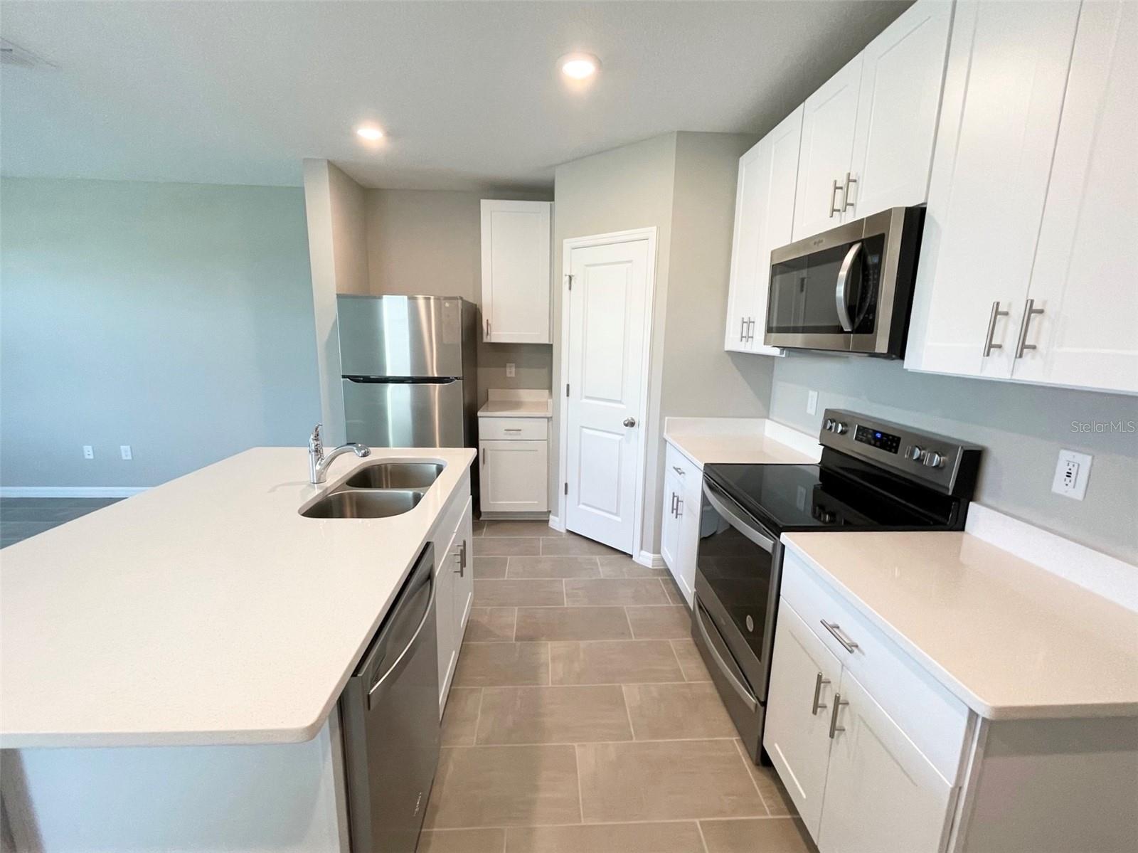 SPENCER COVE - Residential Lease