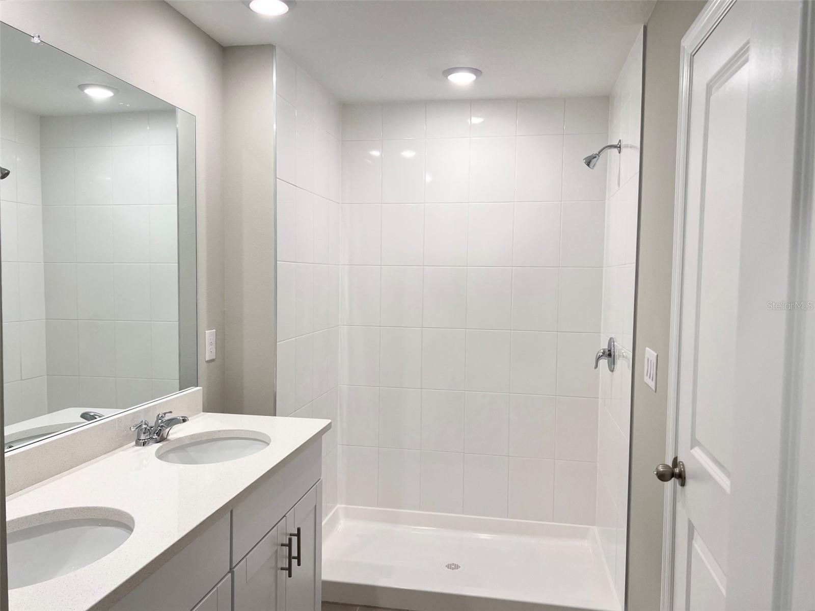 SPENCER COVE - Residential Lease