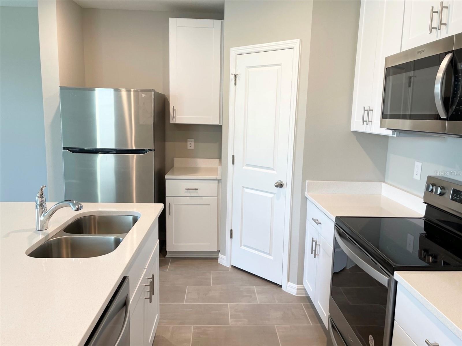 SPENCER COVE - Residential Lease