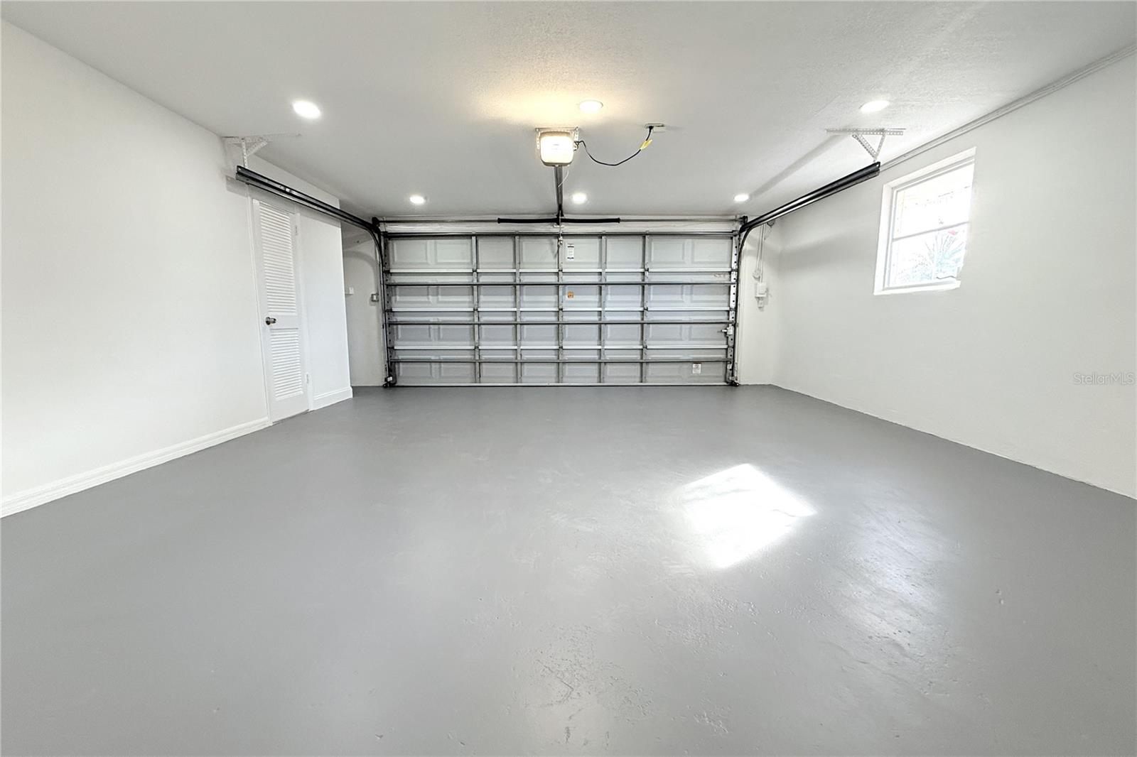 RIDGE CREST GARDENS - Residential