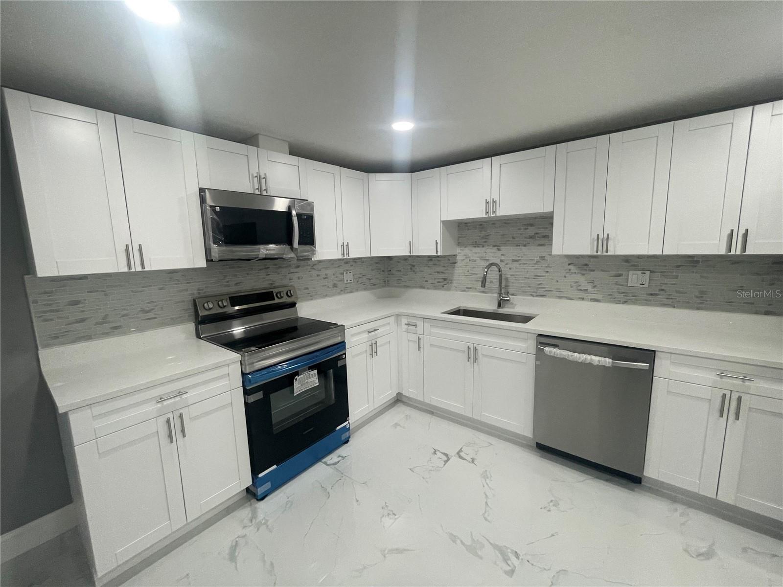 RIDGE CREST GARDENS - Residential