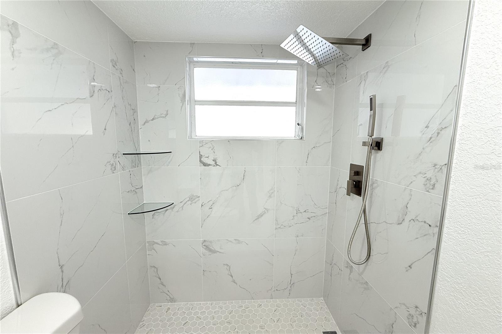 RIDGE CREST GARDENS - Residential