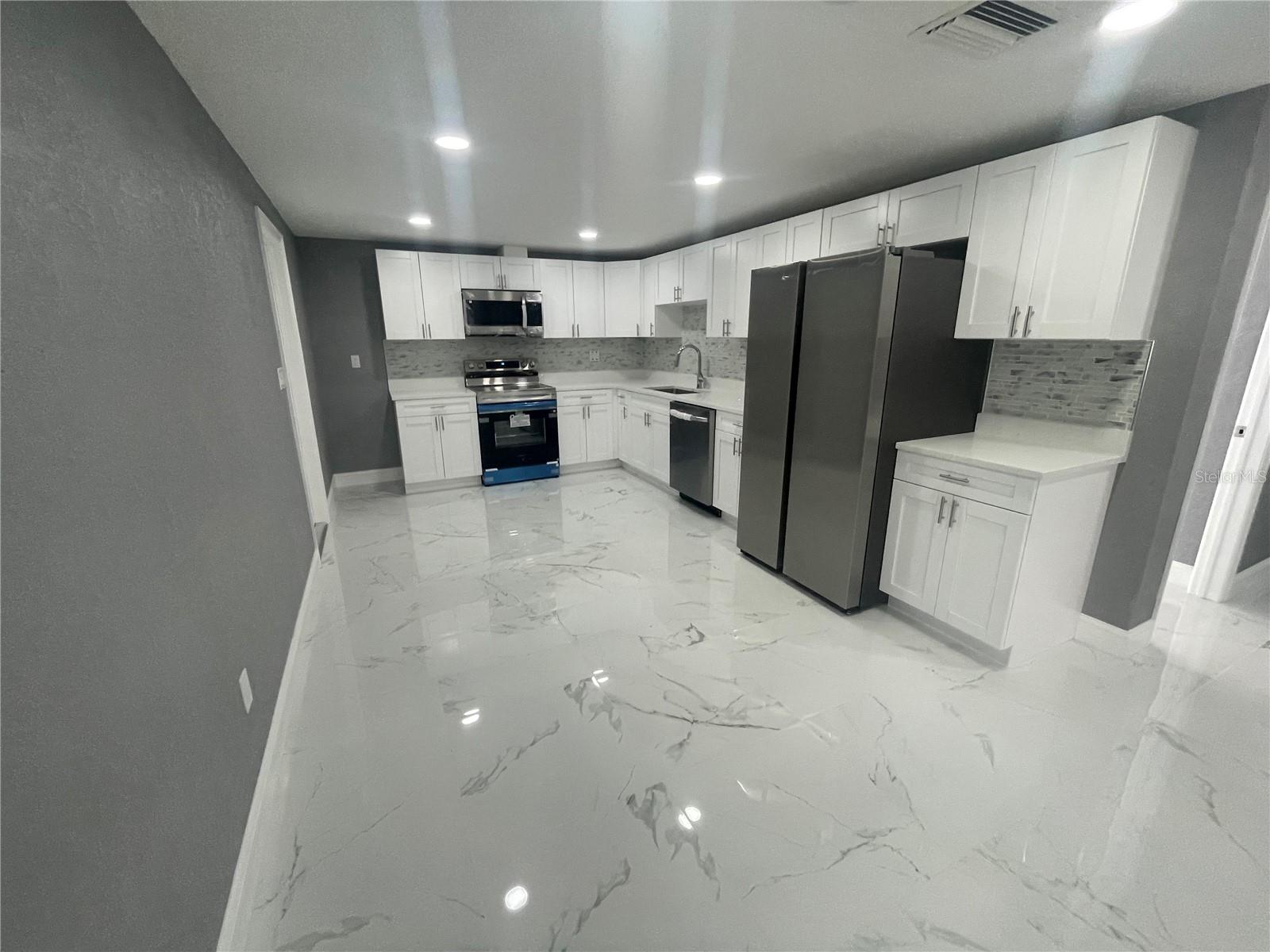 RIDGE CREST GARDENS - Residential