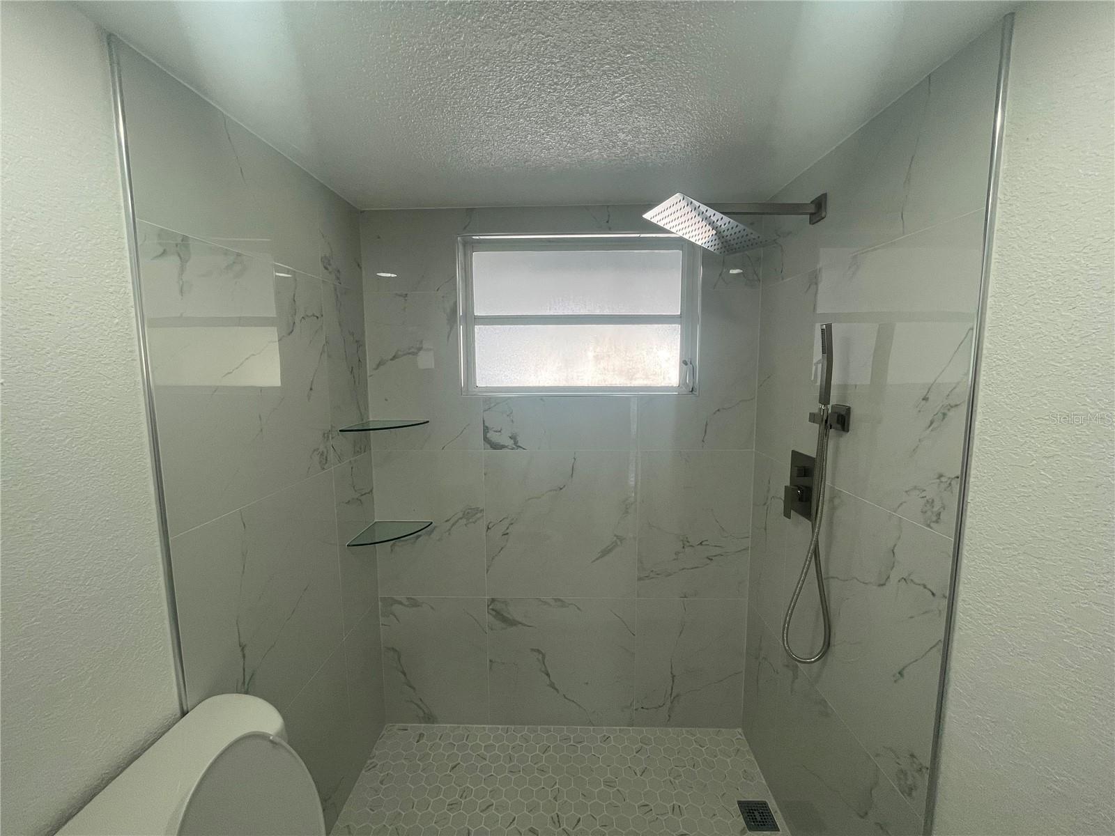 RIDGE CREST GARDENS - Residential