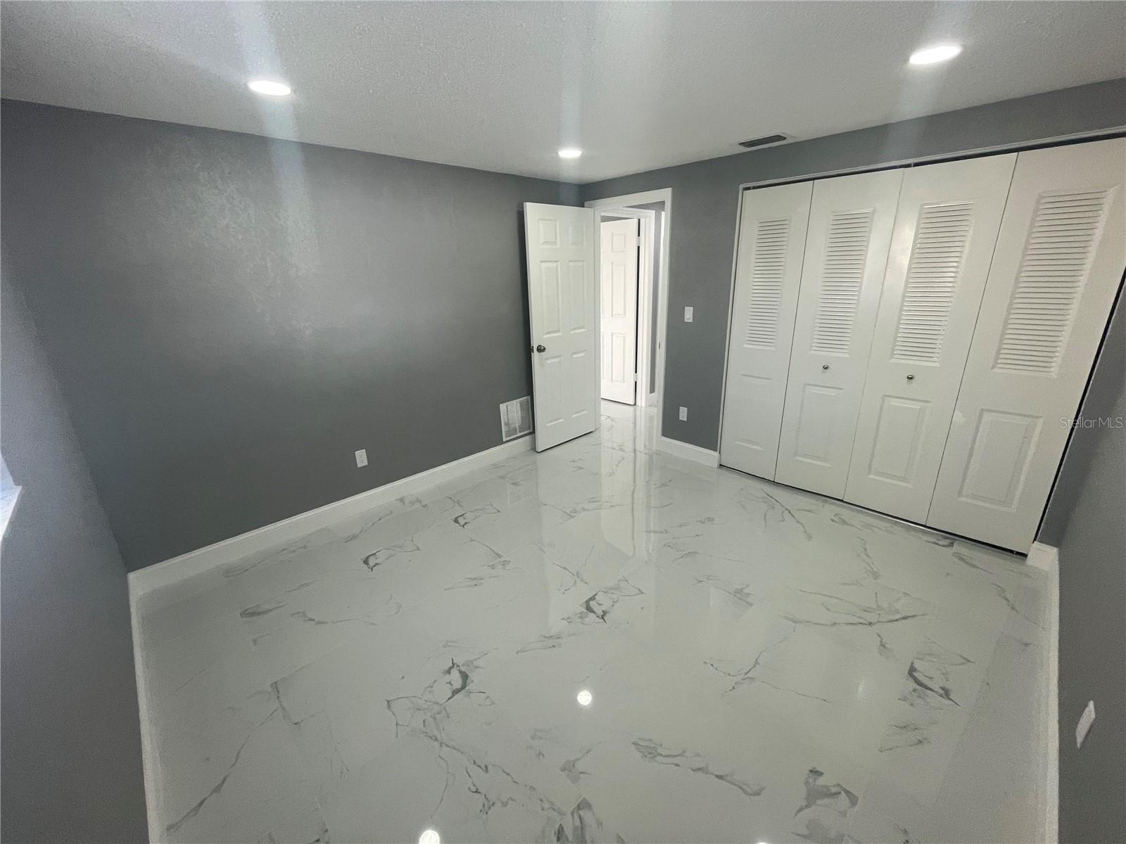 RIDGE CREST GARDENS - Residential