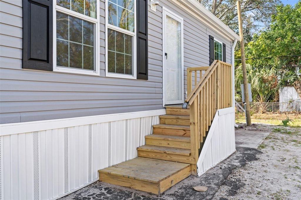 Photo of 5234 Yellow Pine Street N, St Petersburg, FL 33709 (MLS # TB8481788)