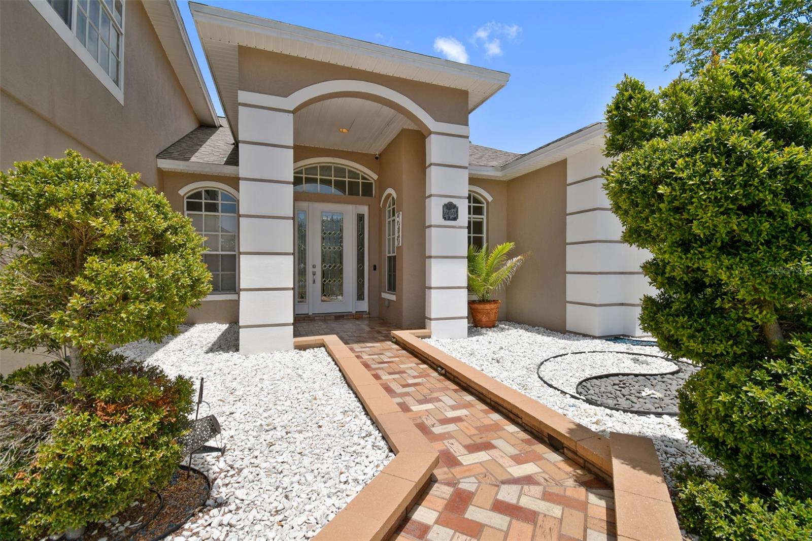 1460 KENSINGTON WOODS DRIVE